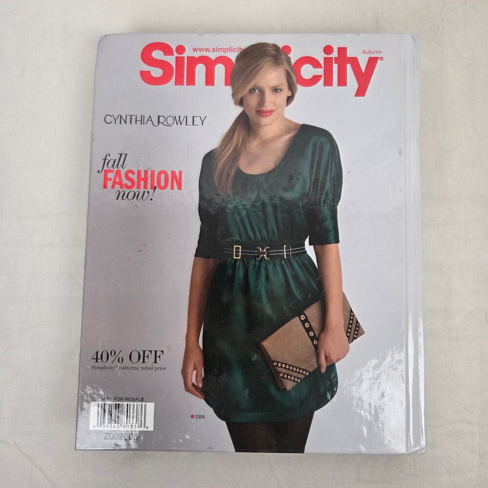 Simplicity Pattern Counter Display Catalog 2010 Halloween Costume Sewing Crafts - Picture 2 of 14